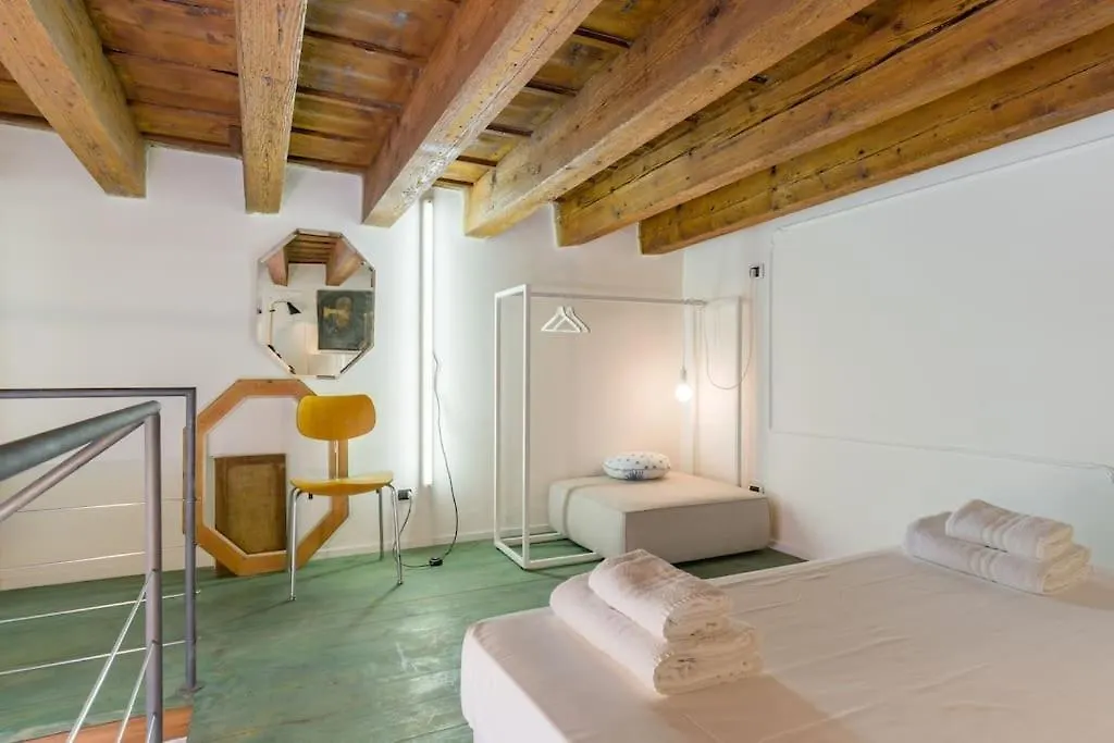 Un Puntino In Verona Center 023091-Loc-03368 İtalya